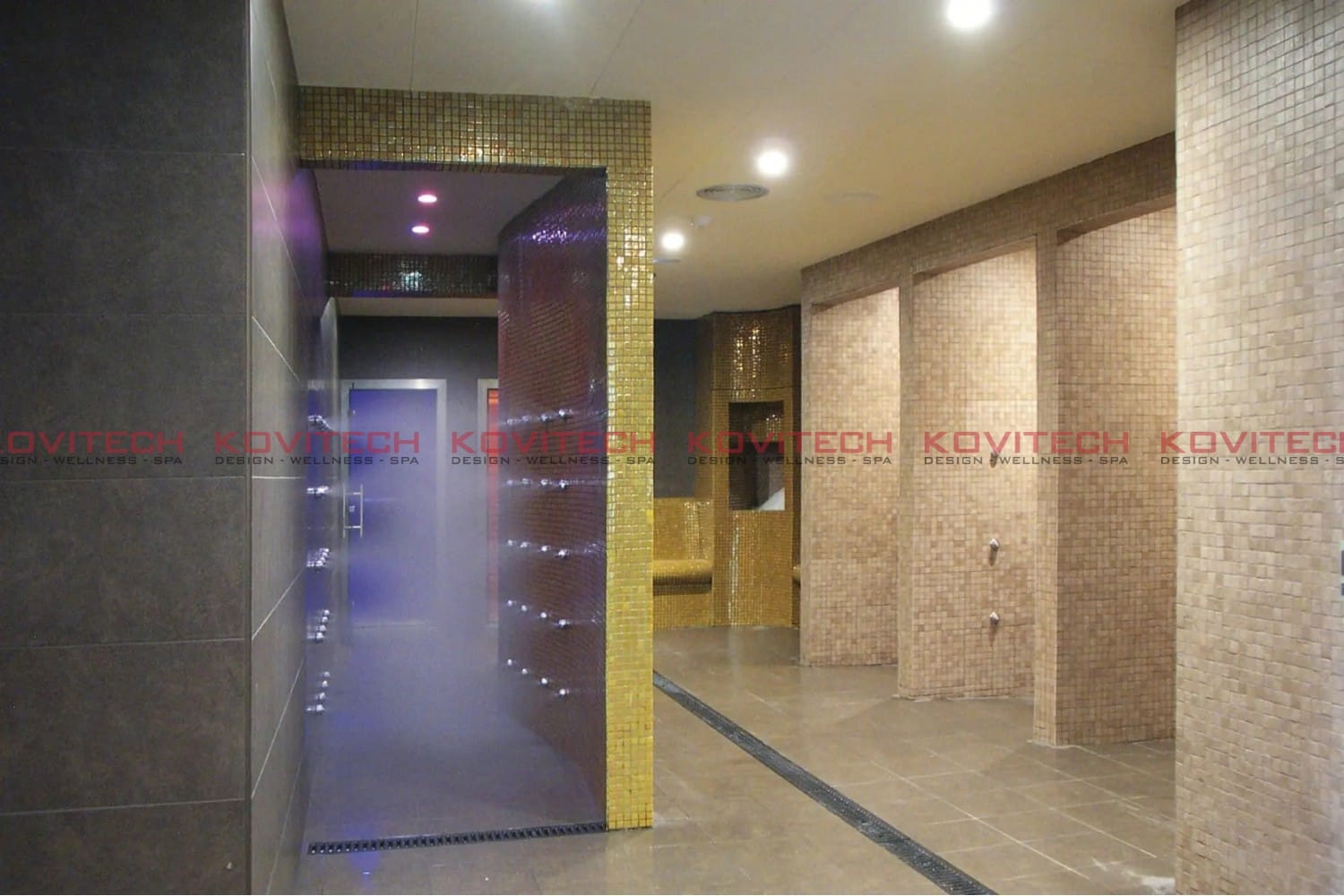 Tắm trải nghiệm con đường mưa